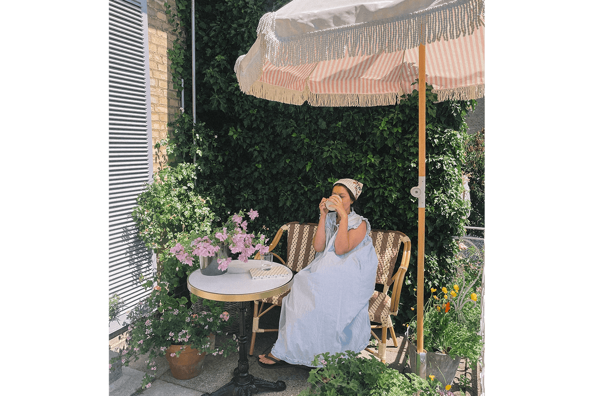 Claire fransk flet cafébænk 108 cm