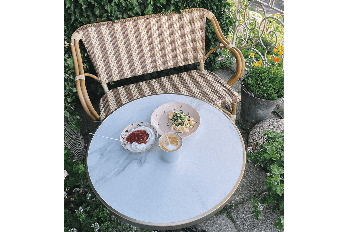 Claire fransk flet cafébænk 108 cm