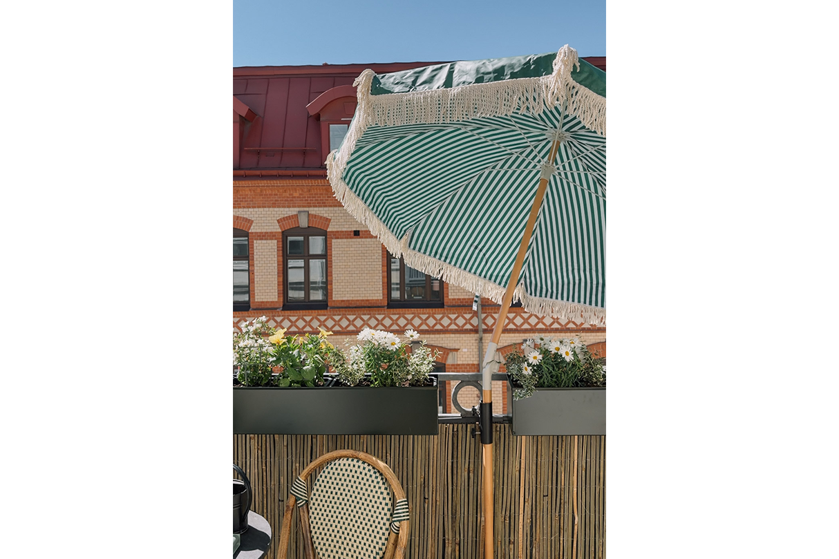 Sally dobbeltsidet parasol med knæk Ø155 / Ø180 cm