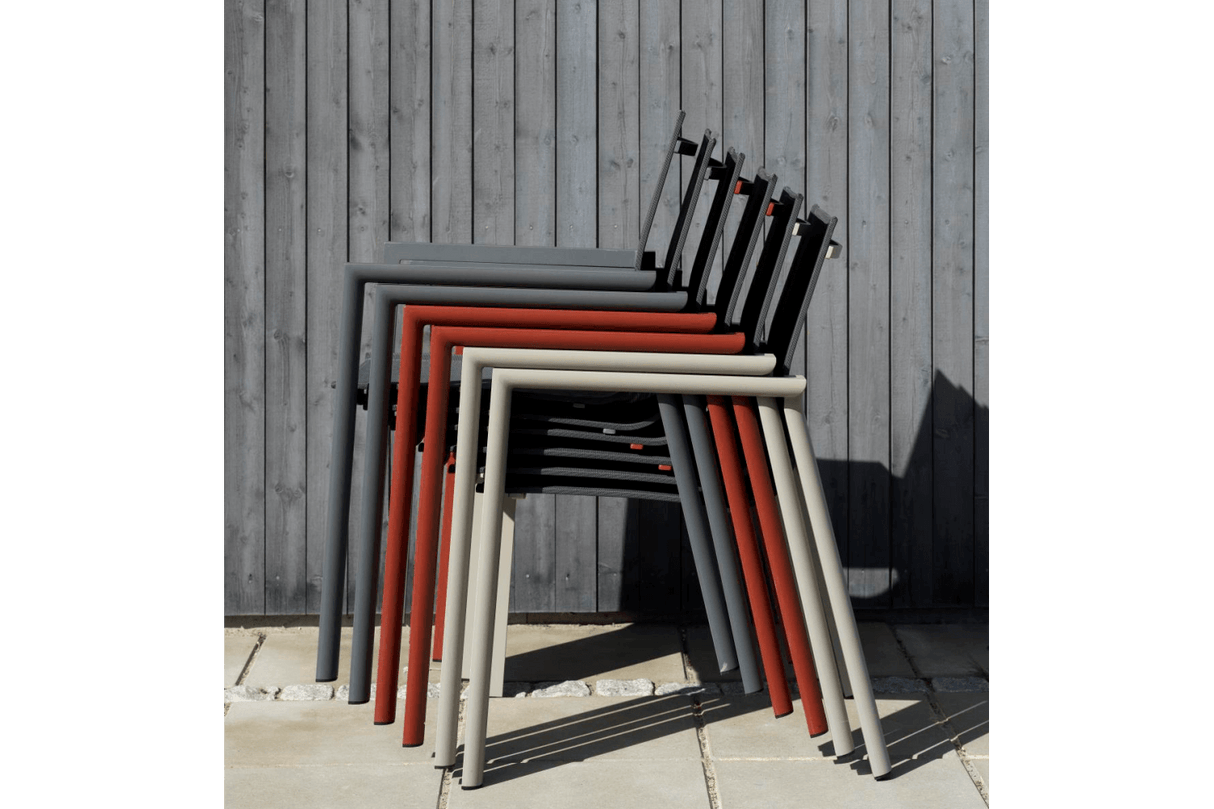 Delia stabelbar karmstol