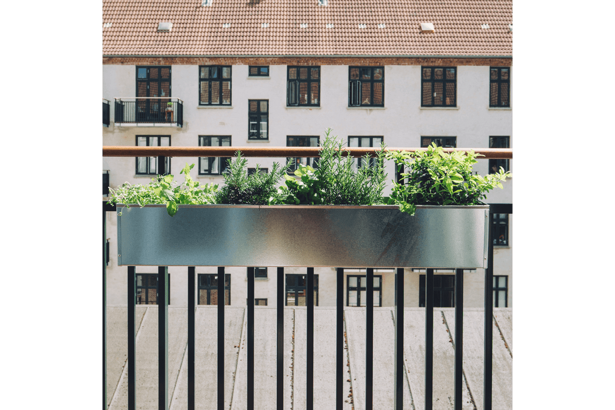 Liva galvaniseret altankasse med selvvanding 60 / 80 / 100 cm