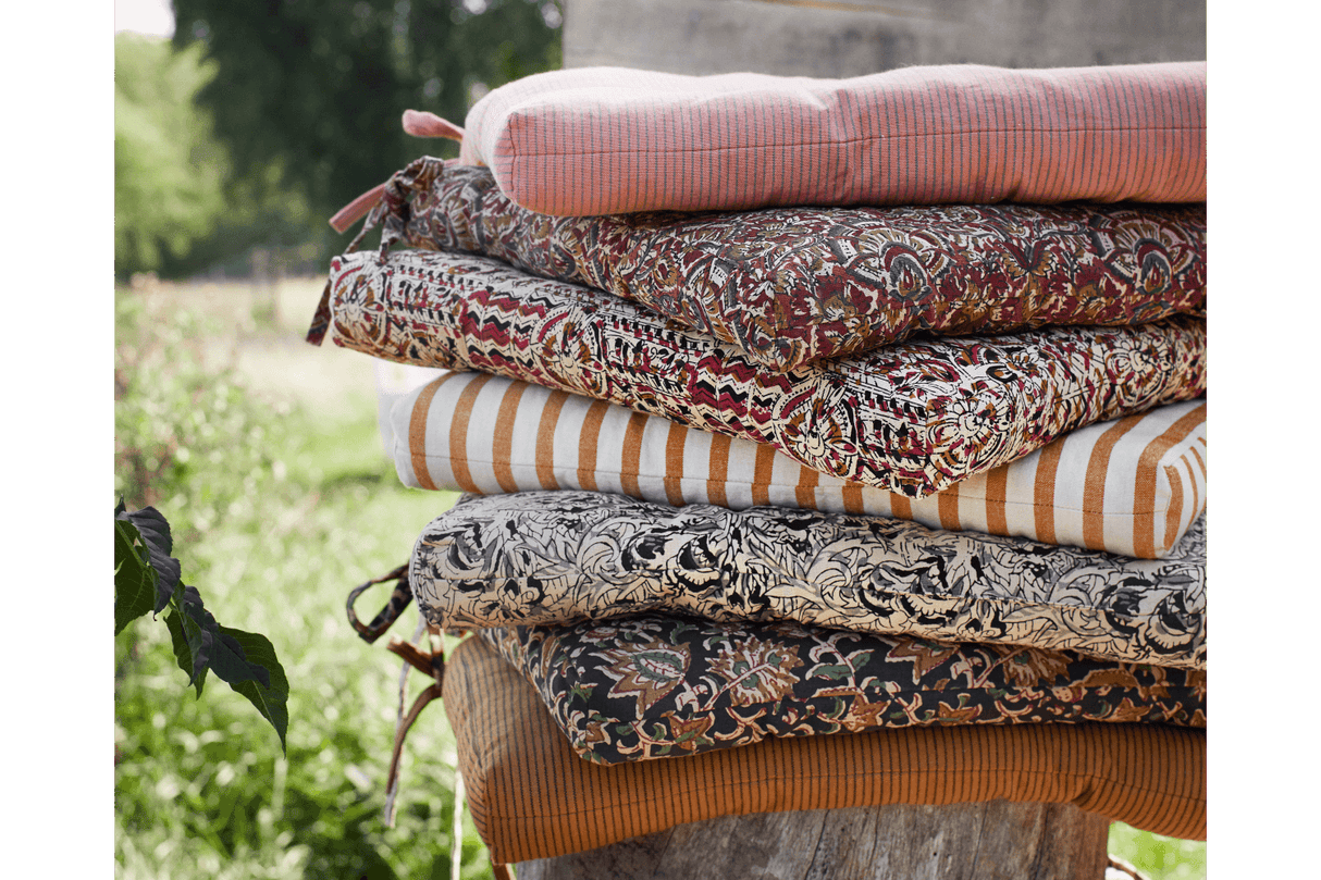 Nålestribet siddehynde 45 x 45 cm