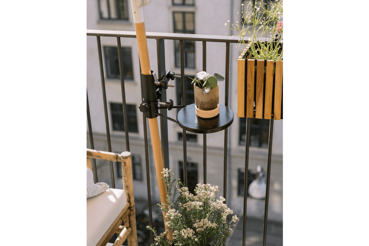 Felix holder og bord til parasolbeslag