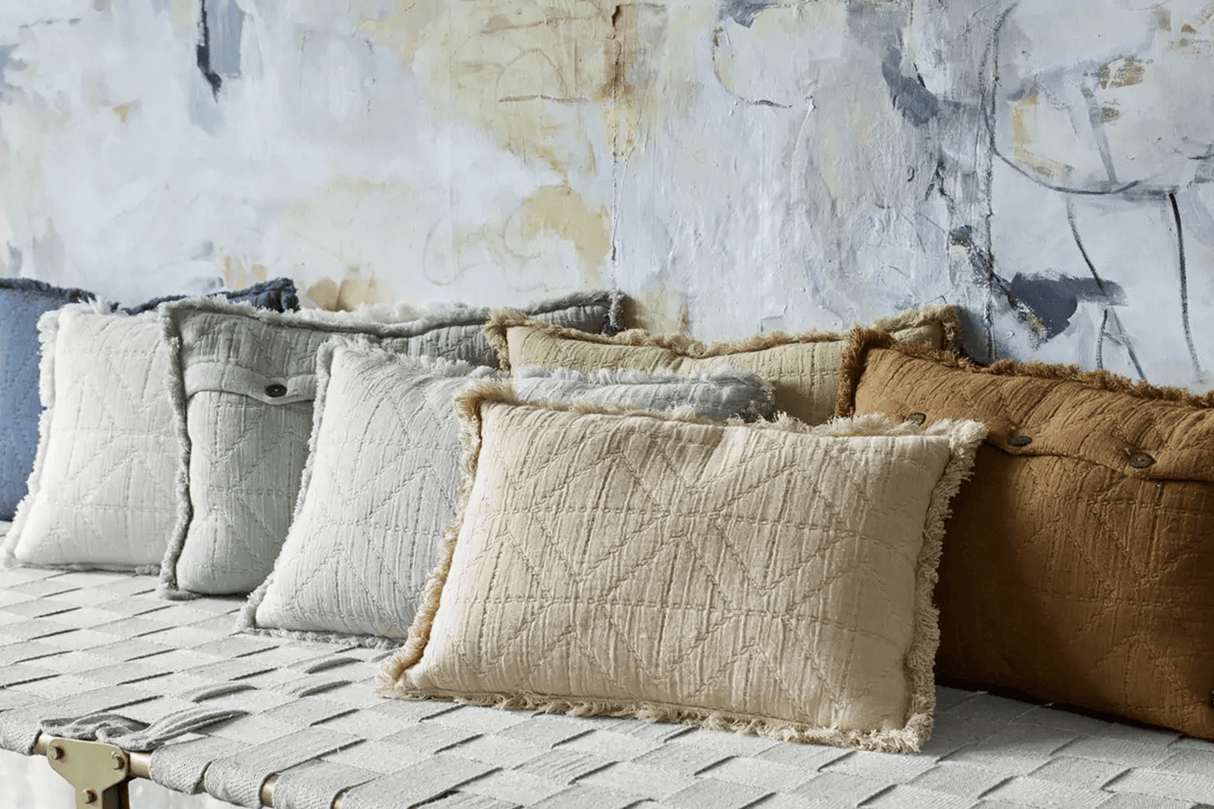 Pudetræk med broderi 30 x 45 cm