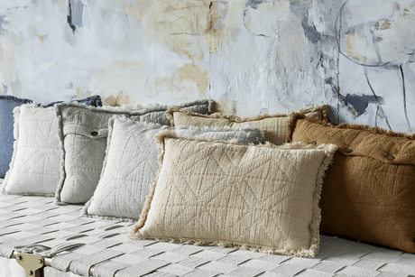 Pudetræk med broderi 30 x 45 cm