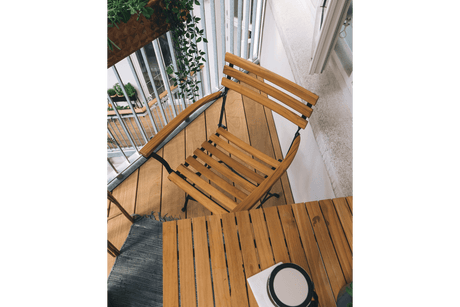 Katinka eukalyptus klapstol med armlæn