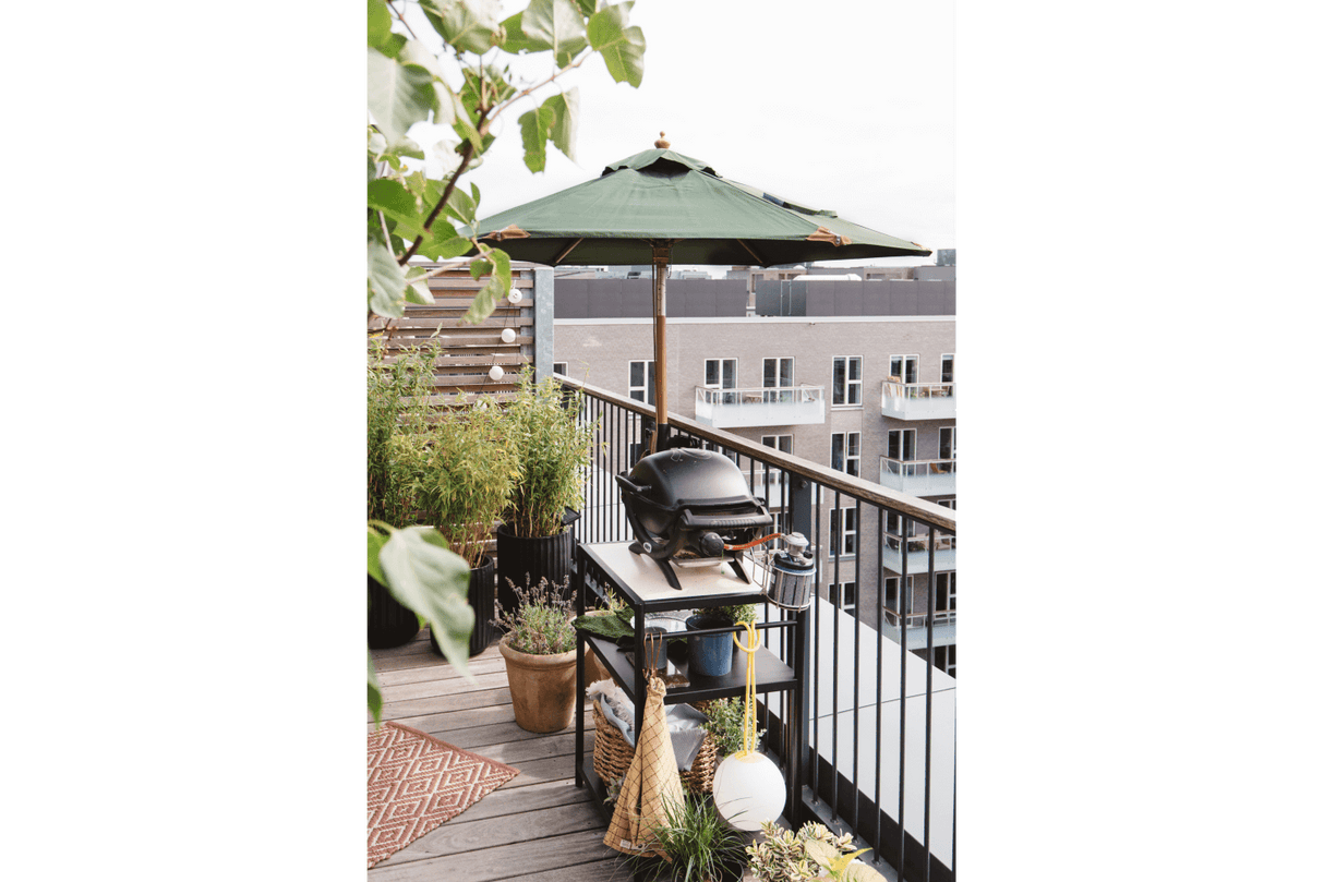 Parilla ensfarvet parasol med knæk Ø160 cm