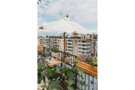 Parilla ensfarvet parasol med knæk Ø160 cm